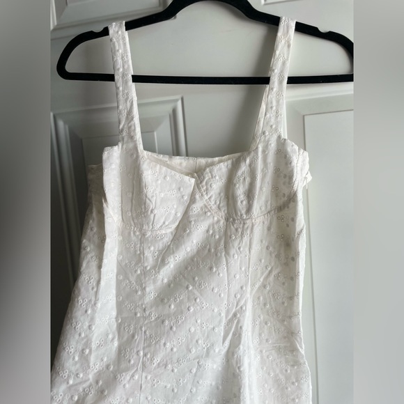 🚫SOLD ON CROSS POST🚫NWOT RARE CAPULET X REVOLVE Eyelet Rio Dress- $178 MSRP - Picture 11 of 17